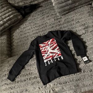 Jordan Black Graphic Men's Sweater